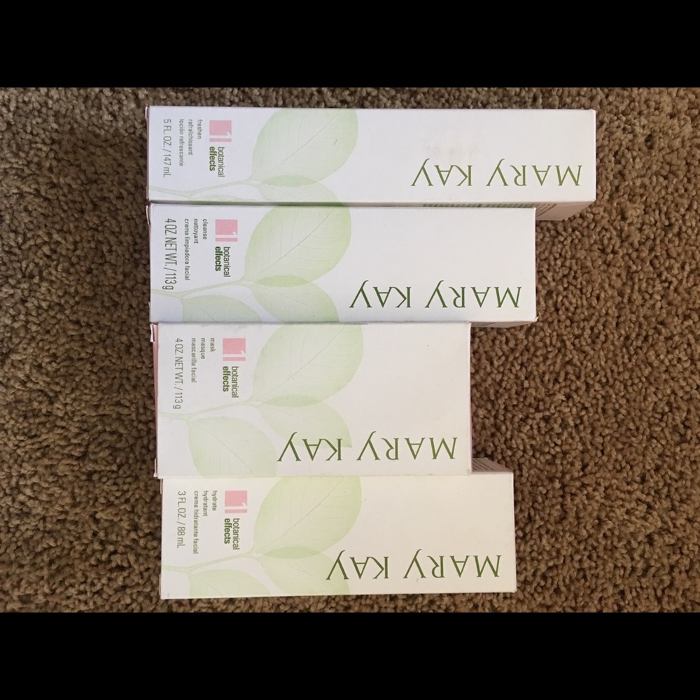 Mary Kay Botanicals Facial Cleansing Set-Dry Skin